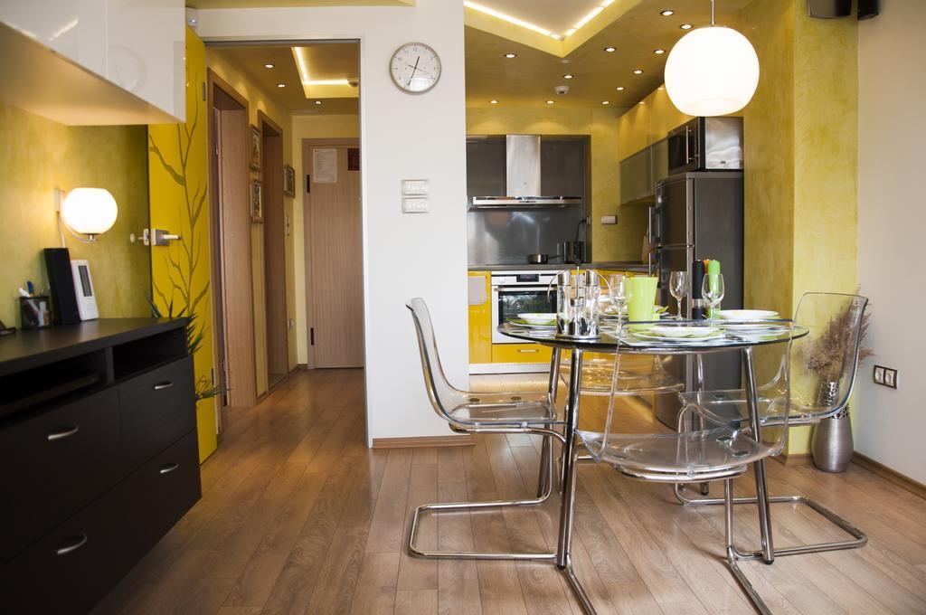 Derelli Deluxe And Derelli Adorable Apartments София Номер фото