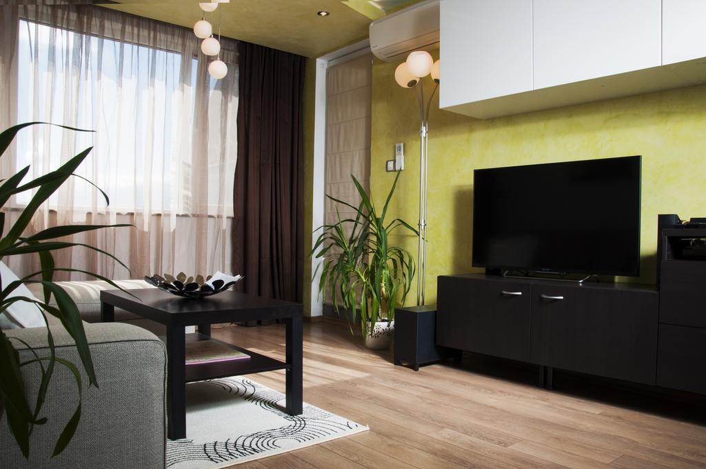 Derelli Deluxe And Derelli Adorable Apartments София Номер фото